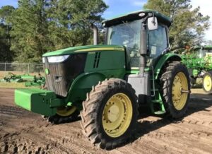 Read more about the article JOHN DEERE 7215R